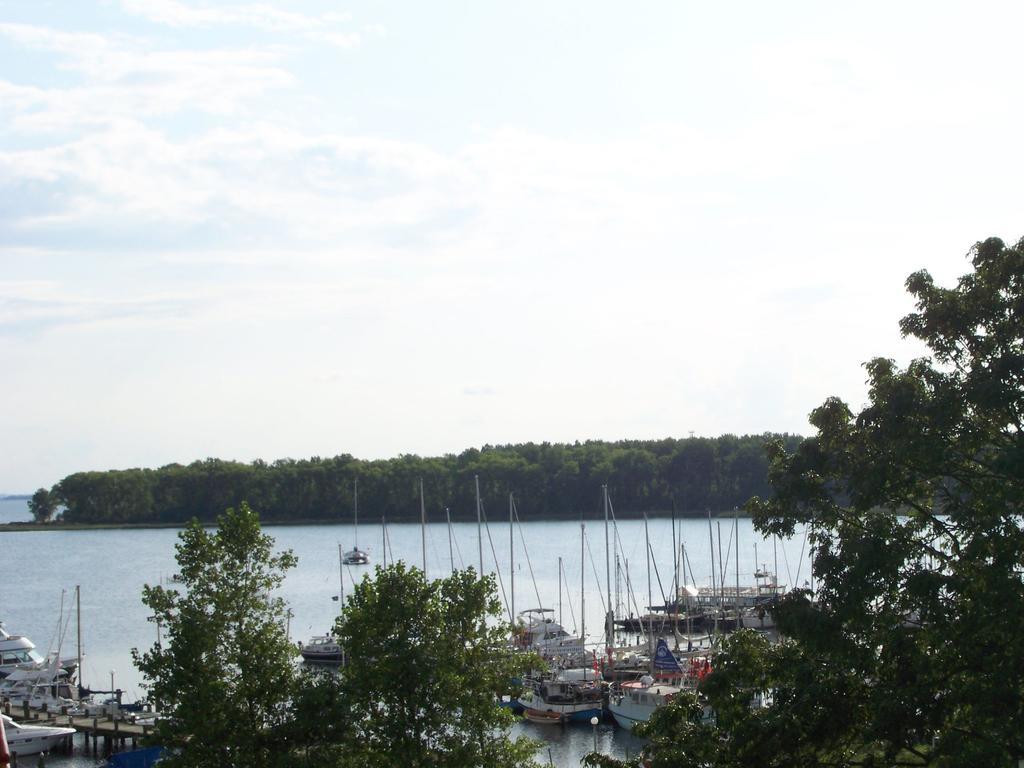 Ferienwohnung Mit Ostseeblick In Рерик Екстериор снимка